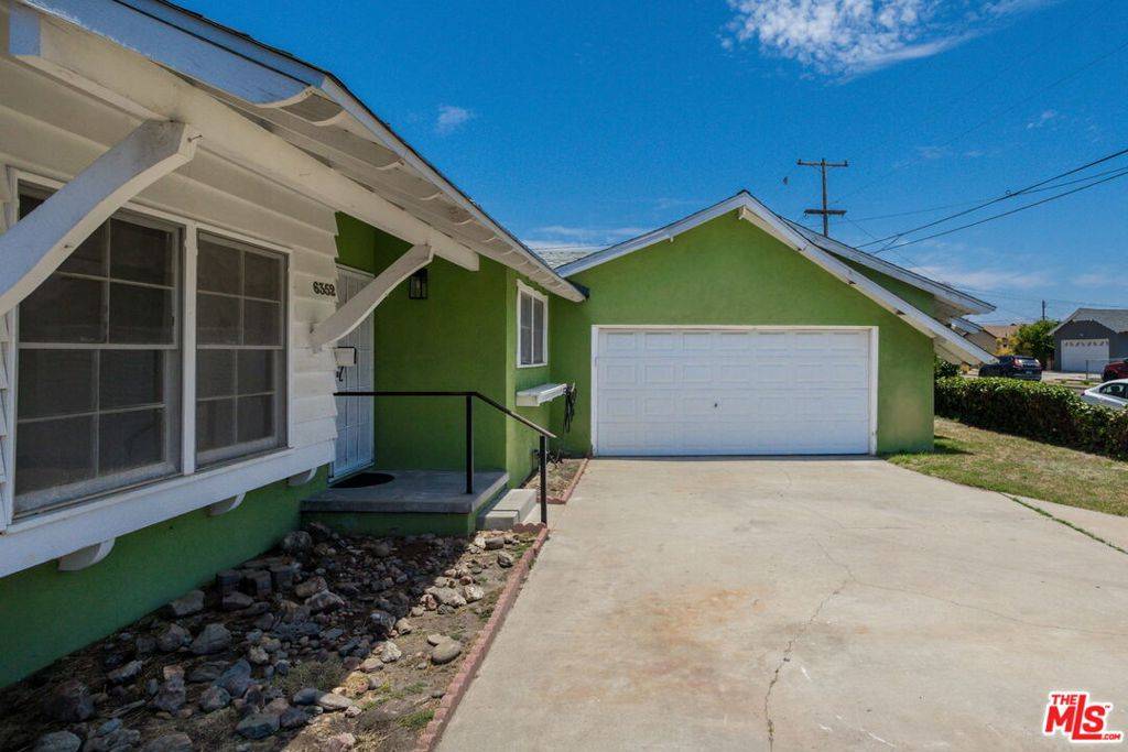 San Diego, CA 92139,6352 Clyde AVE