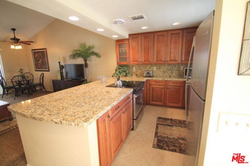 Palm Desert, CA 92211,40420 Bay Hill WAY