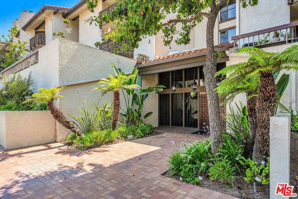 Playa Del Rey, CA 90293,8600 Tuscany AVE #221