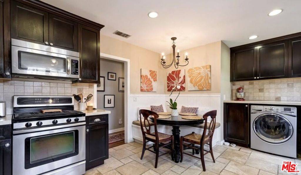 North Hollywood, CA 91602,4181 Elmer AVE