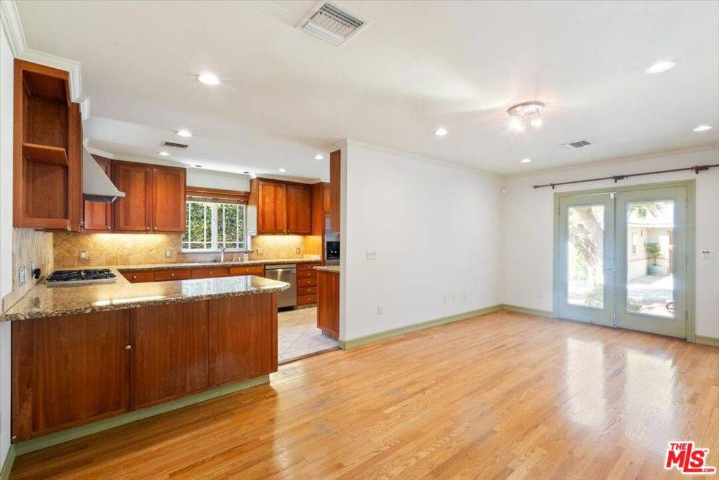 Studio City, CA 91604,4385 Camellia AVE