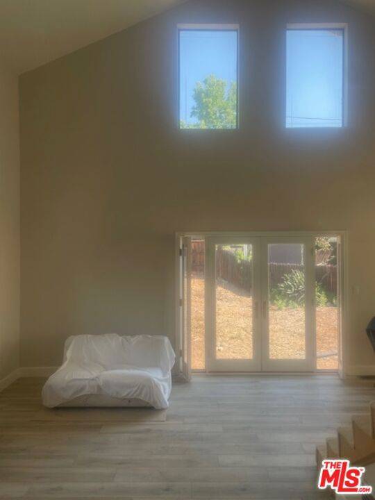 Thousand Oaks, CA 91360,2660 Calle Abedul