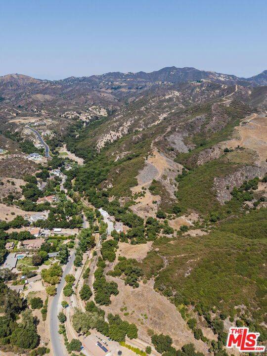 Calabasas, CA 91302,2470 Stokes Canyon RD