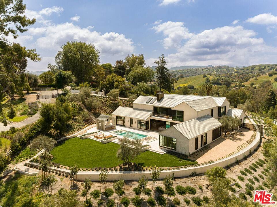 Hidden Hills, CA 91302,24172 Lupin Hill RD