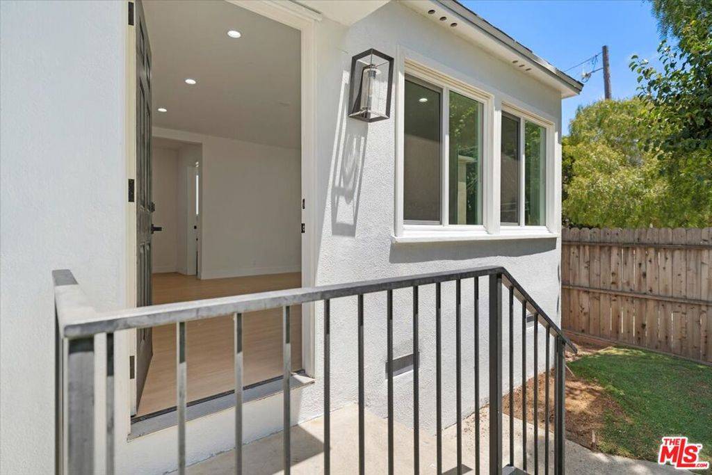 Marina Del Rey, CA 90292,701 Oxford AVE