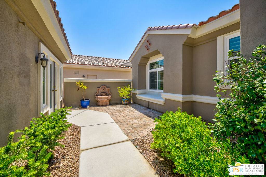 Palm Desert, CA 92211,78797 Falsetto DR