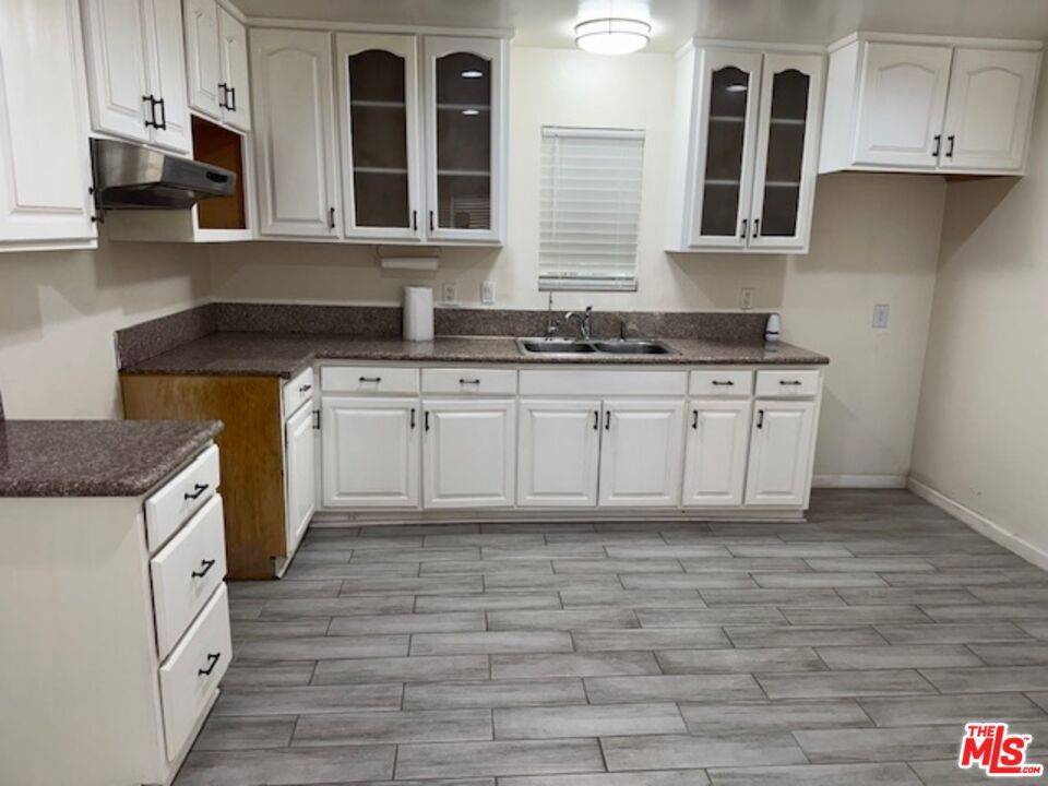 Lancaster, CA 93535,343 E Avenue J14