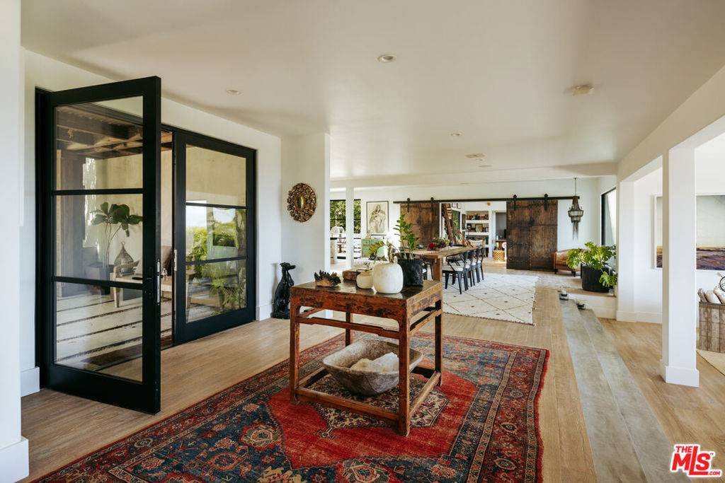 Malibu, CA 90265,27860 Winding WAY