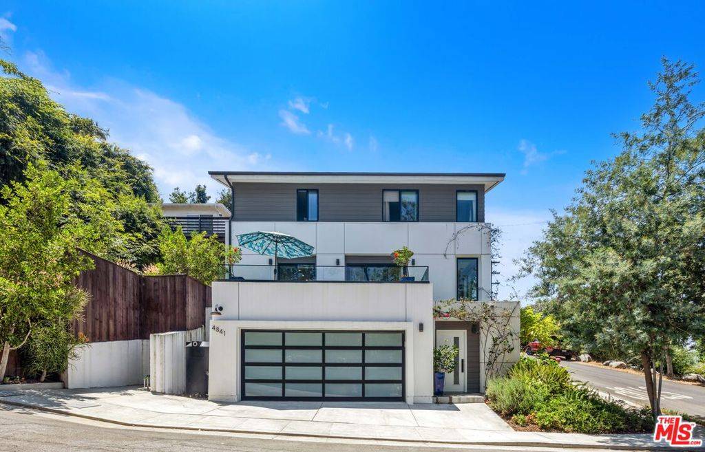 Los Angeles, CA 90041,4841 Minden PL