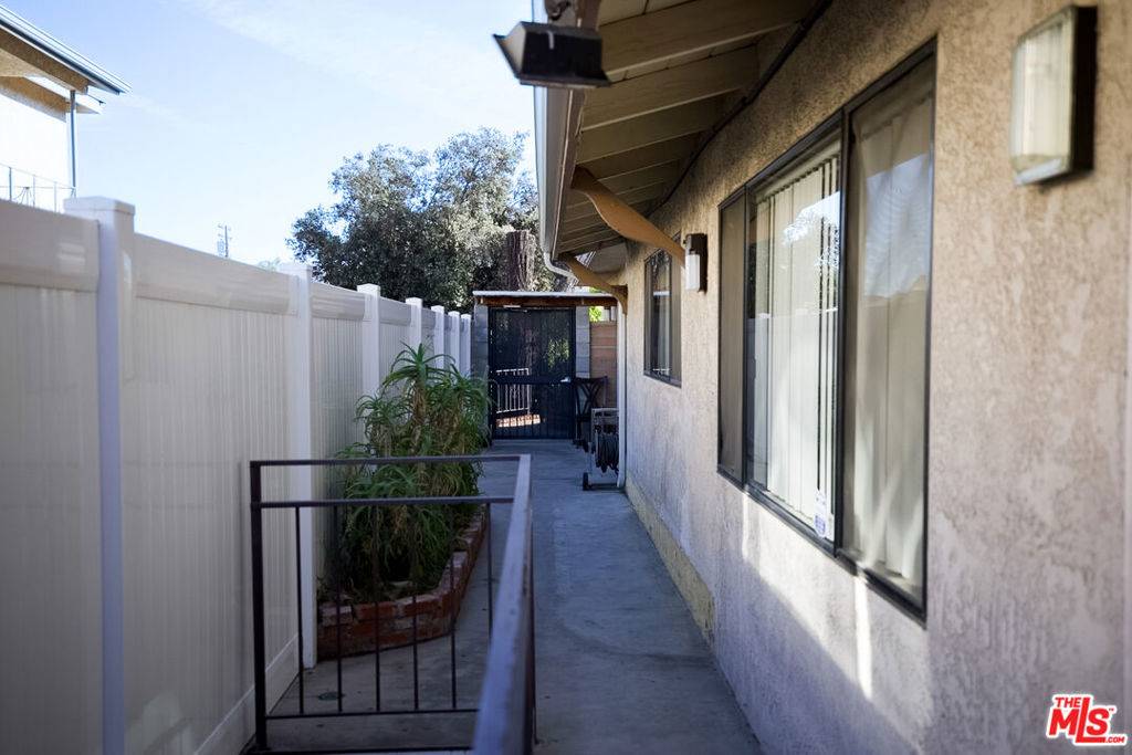 Glendale, CA 91201,1013 Allen AVE #6