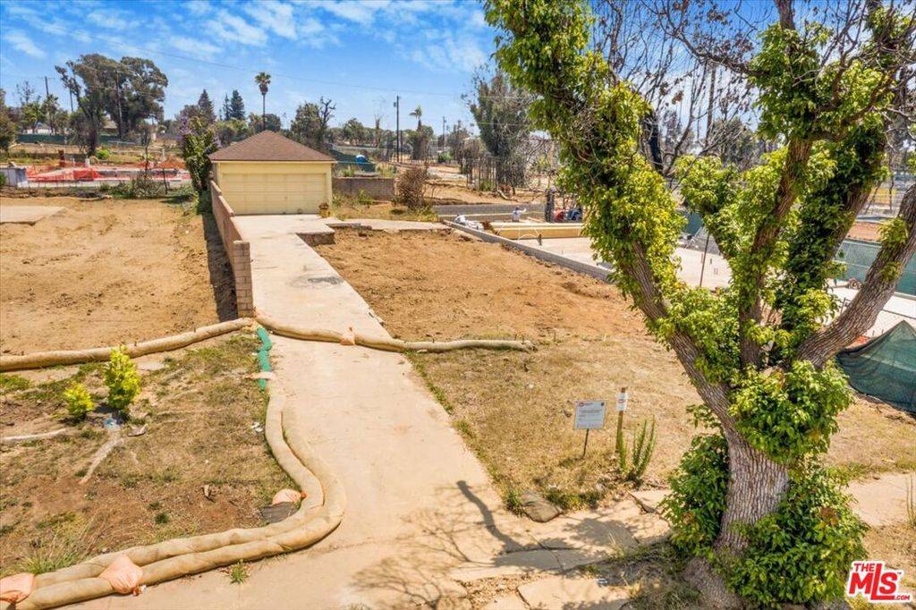 Pacific Palisades, CA 90272,950 Galloway ST