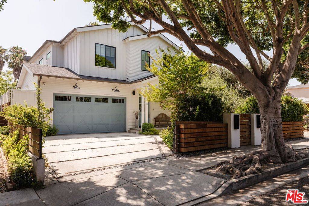 Santa Monica, CA 90405,1128 Marine ST