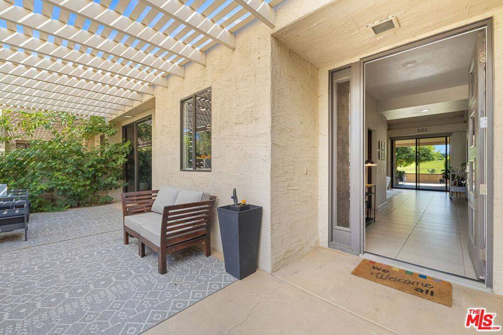 Rancho Mirage, CA 92270,155 Desert West DR