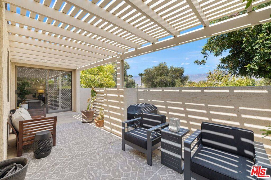 Rancho Mirage, CA 92270,155 Desert West DR