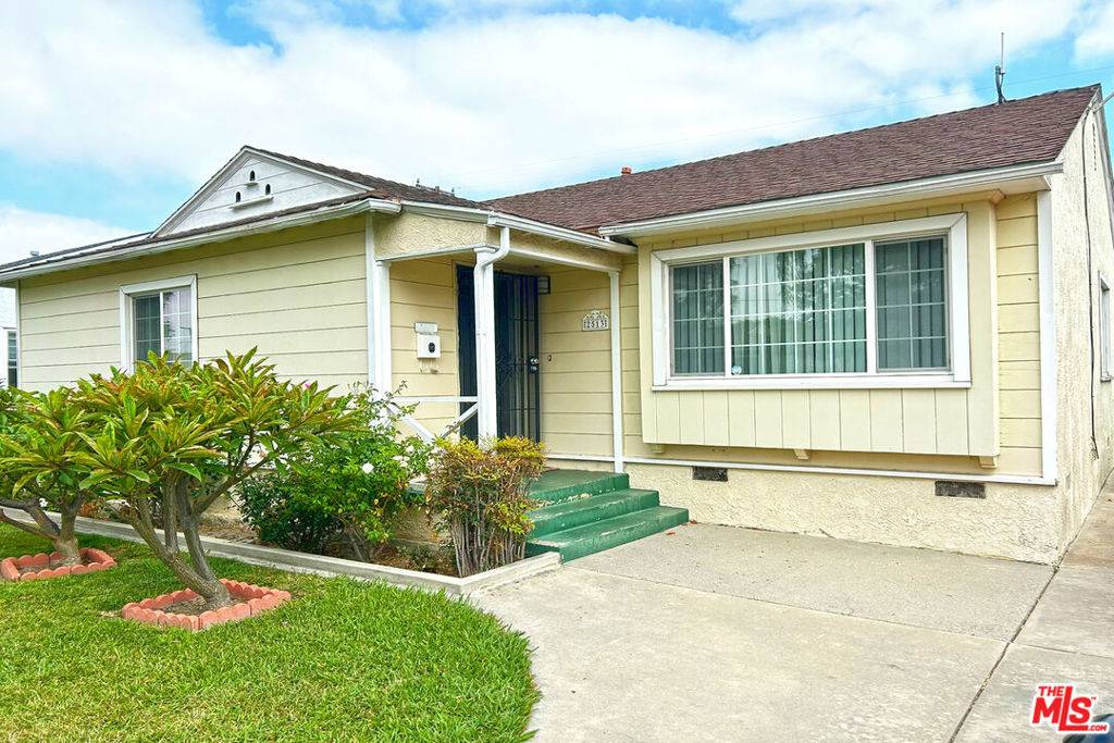 Lakewood, CA 90712,2513 Denmead ST