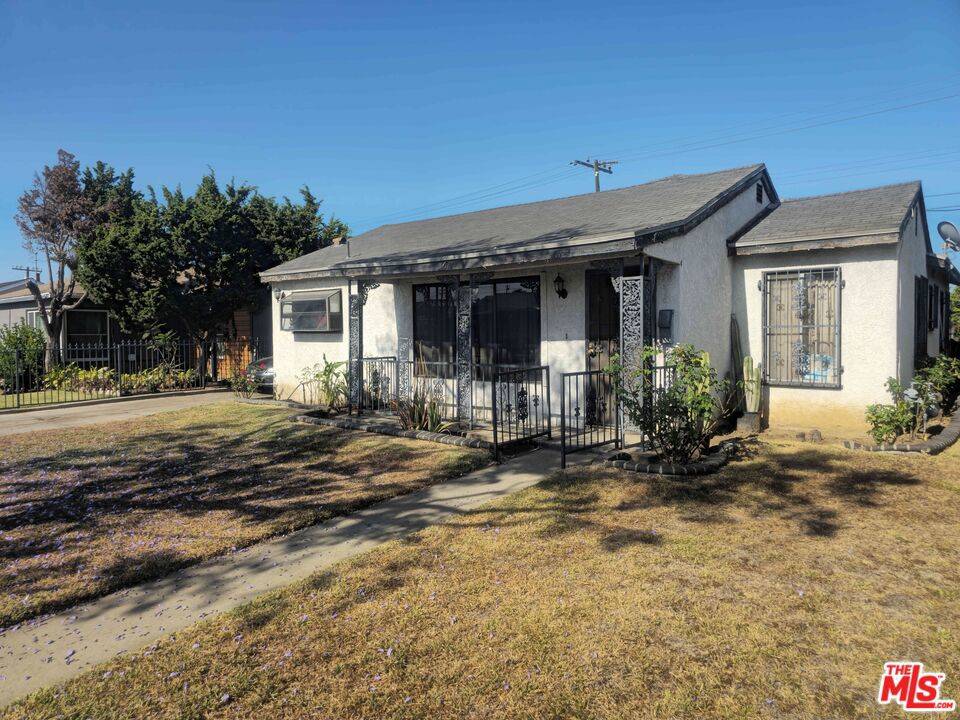 Compton, CA 90222,14102 S Parmelee AVE