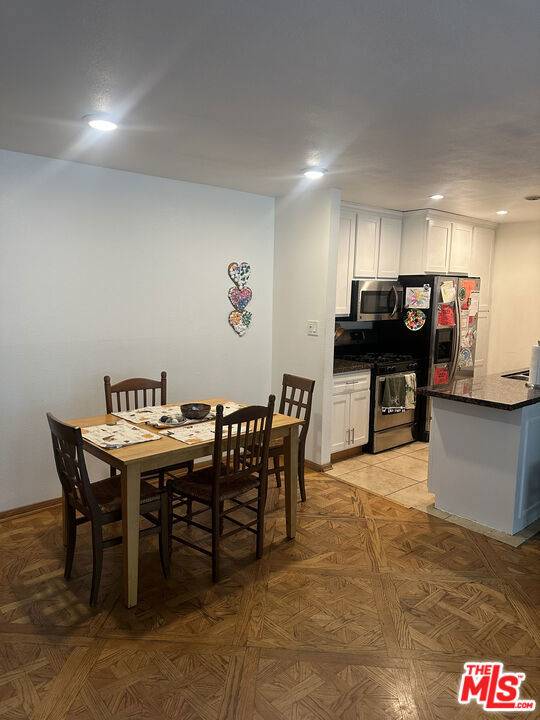 Tarzana, CA 91356,5700 Etiwanda AVE #135
