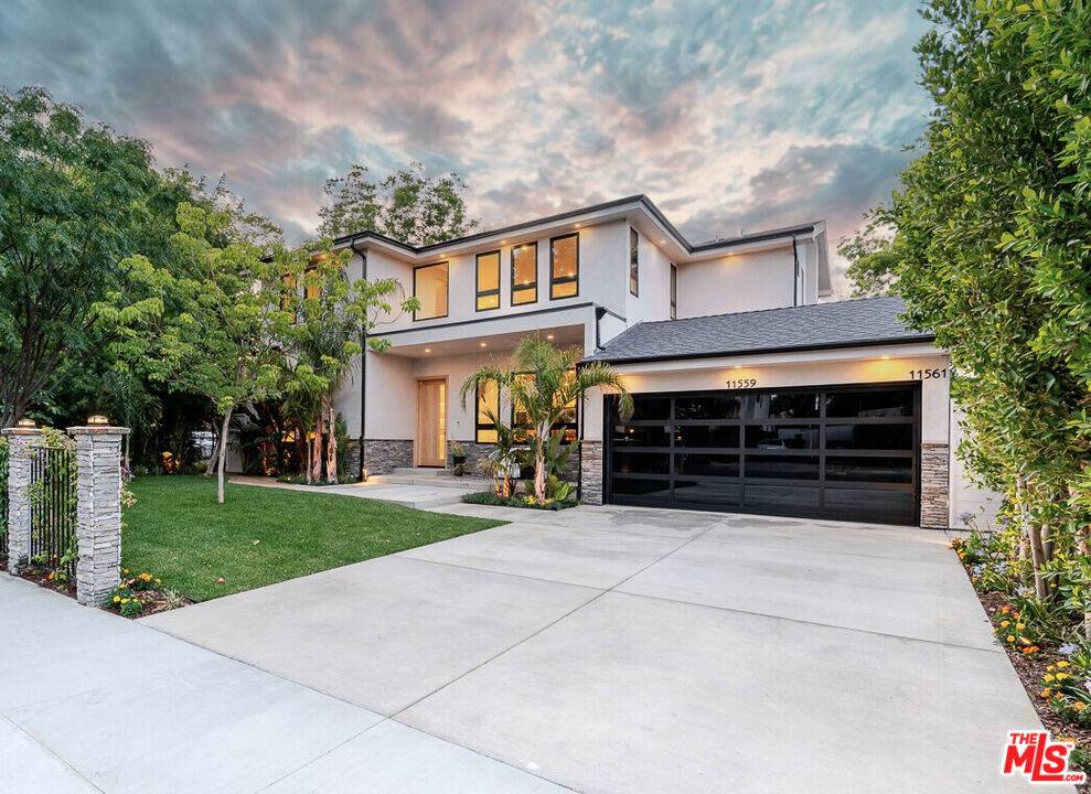 Valley Village, CA 91601,11559 La Maida ST