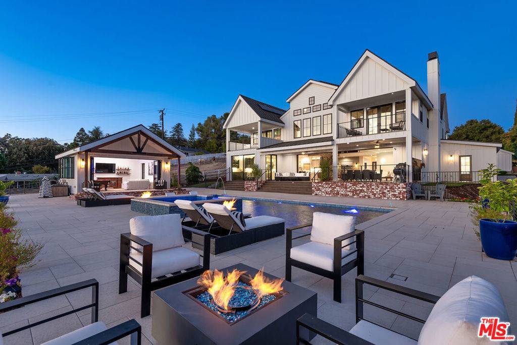 Thousand Oaks, CA 91362,1649 Hauser CIR