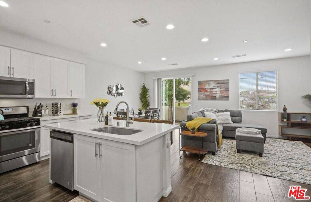 Orange, CA 92869,4720 E Washington AVE