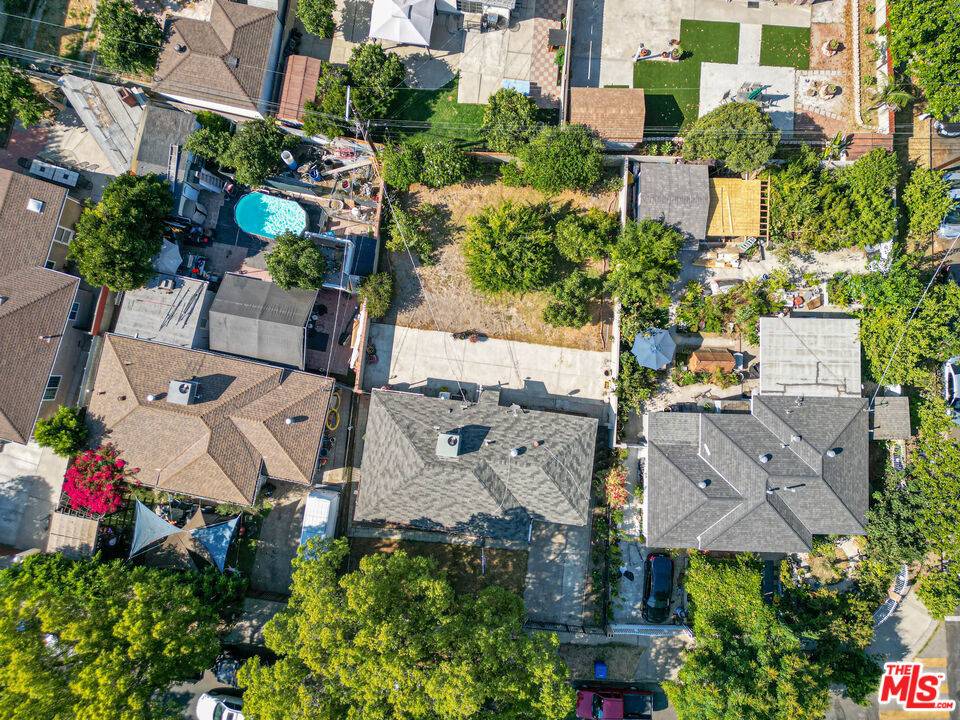 Panorama City, CA 91402,8056 Wakefield AVE