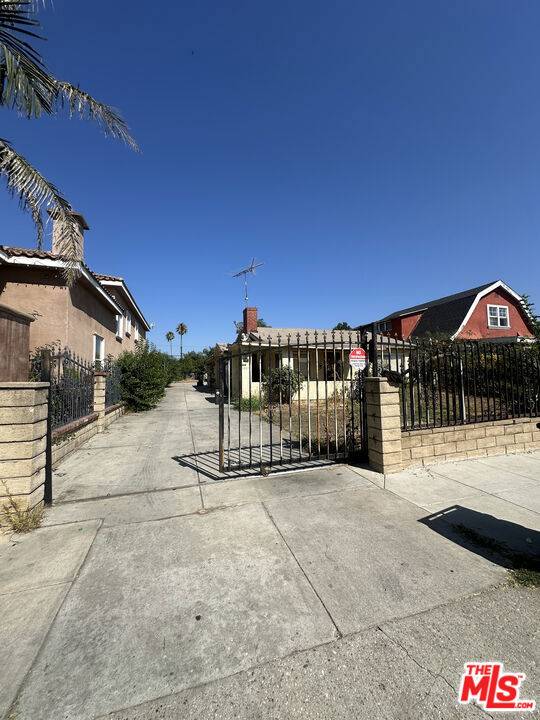 Sylmar, CA 91342,15013 Paddock ST