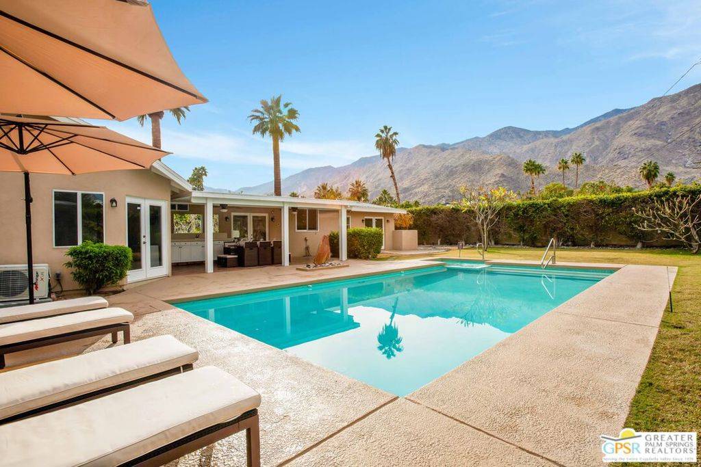 Palm Springs, CA 92264,748 E Mesquite AVE