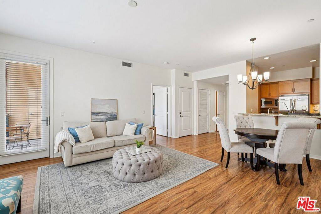 Marina Del Rey, CA 90292,4050 Glencoe AVE #320