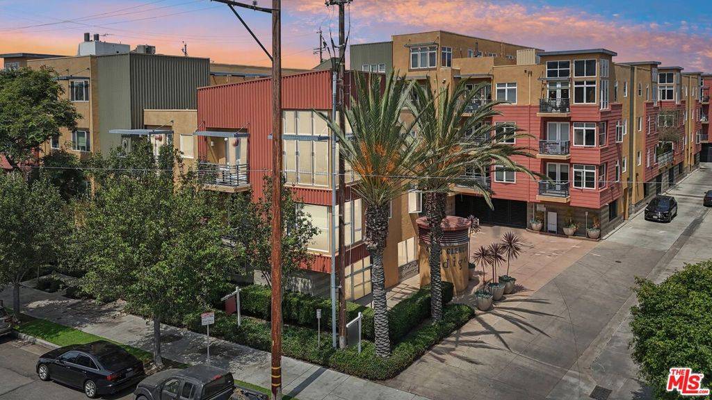 Marina Del Rey, CA 90292,4050 Glencoe AVE #320