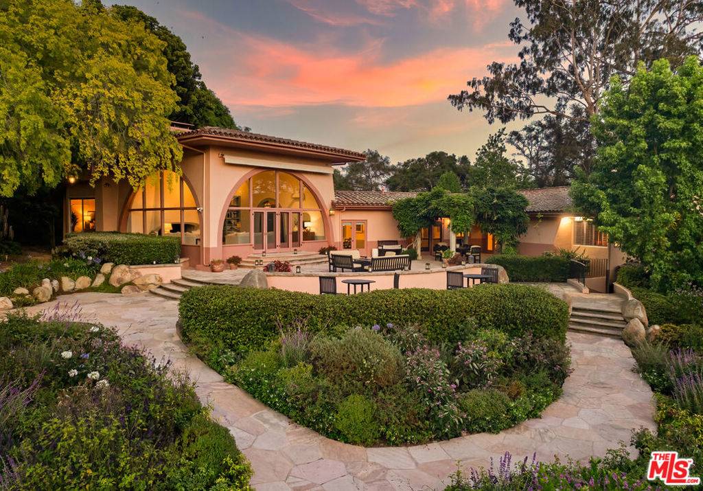 Santa Barbara, CA 93110,4490 Via Alegre