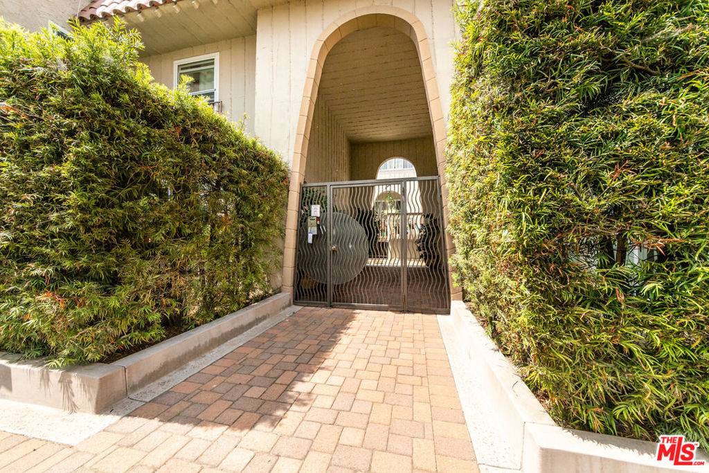 Playa Del Rey, CA 90293,8025 Redlands ST #20