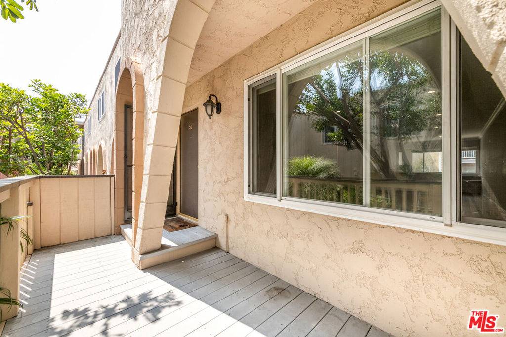 Playa Del Rey, CA 90293,8025 Redlands ST #20
