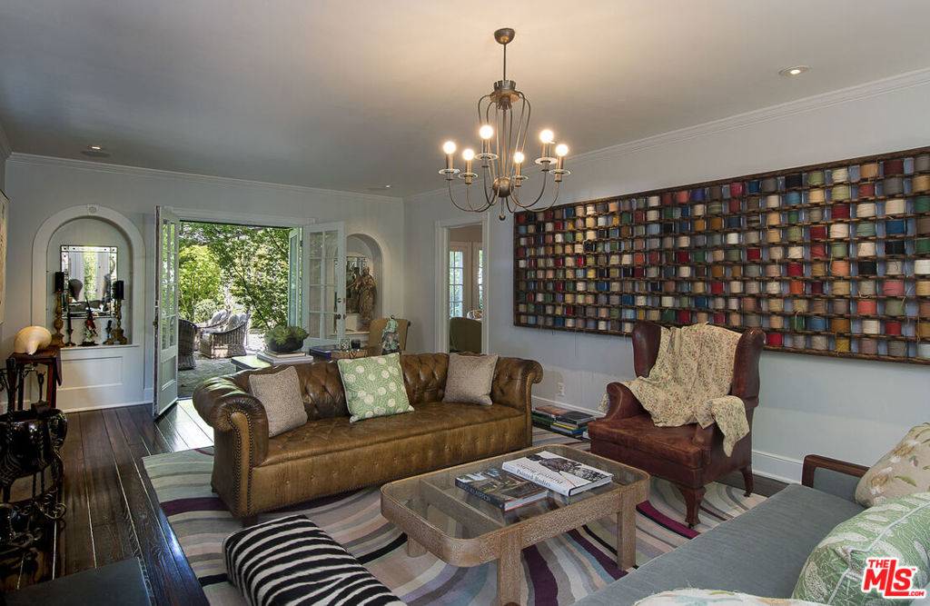 Santa Monica, CA 90402,369 23RD ST