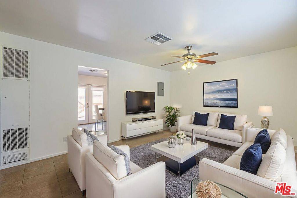 Lancaster, CA 93536,43033 39th ST