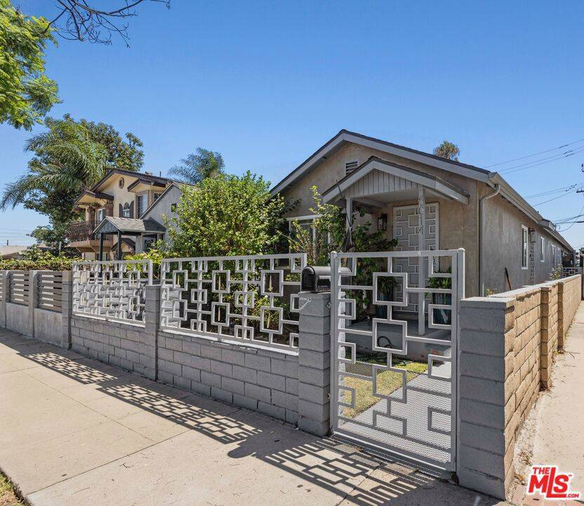 Commerce, CA 90040,5014 Nobel ST