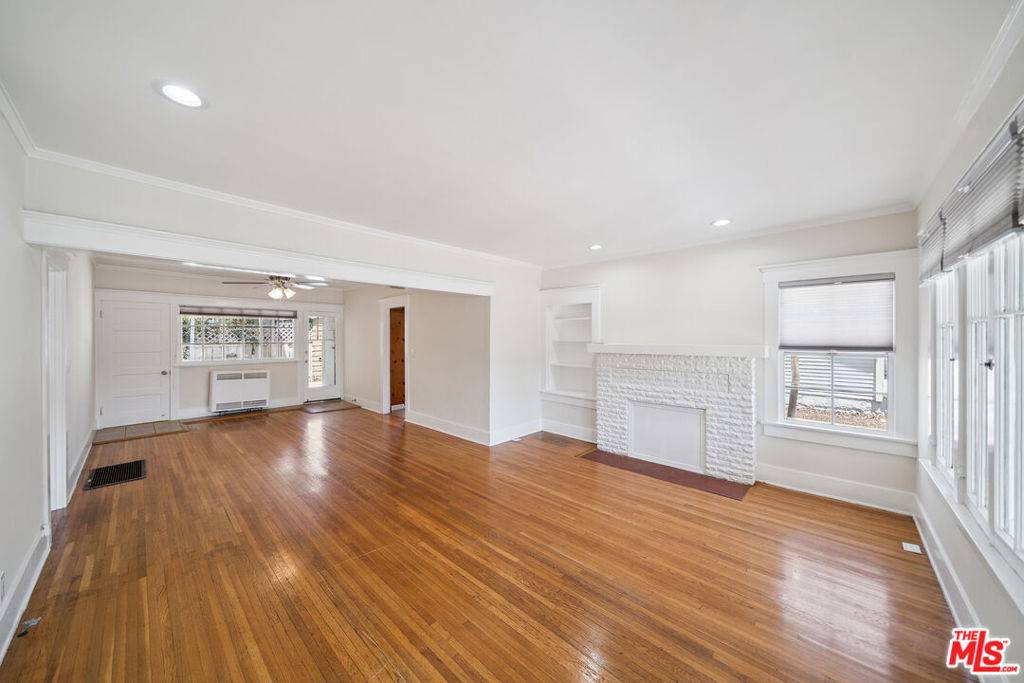 Glendale, CA 91203,503 Burchett ST