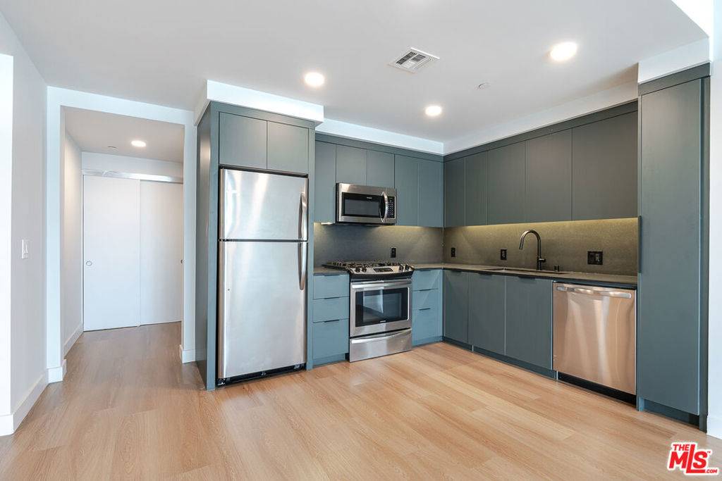 Culver City, CA 90232,10601 Washington BLVD #735