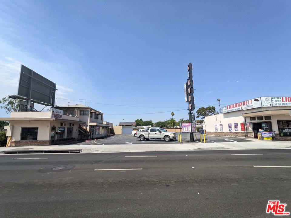 Whittier, CA 90603,10221 Colima RD