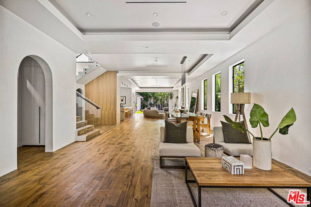Los Angeles, CA 90048,6546 Colgate AVE