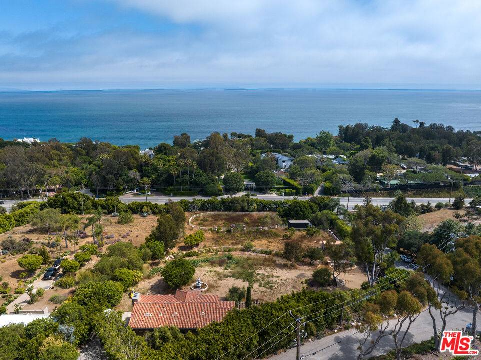 Malibu, CA 90265,27950 Winding WAY
