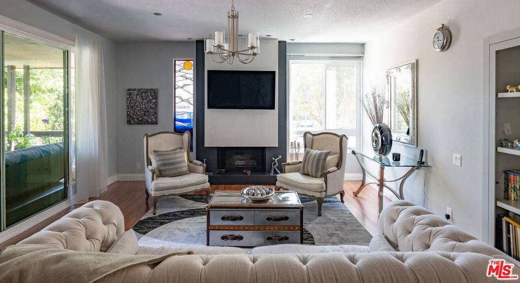 Sherman Oaks, CA 91423,4822 Van Noord AVE #6