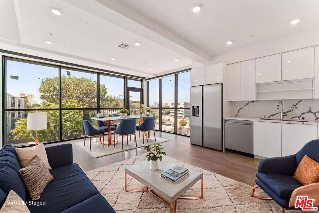 Los Angeles, CA 90026,3105 Bellevue AVE #301