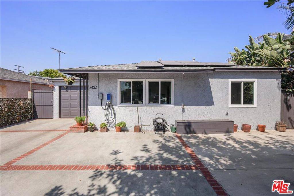 Sun Valley, CA 91352,7427 Cleon AVE