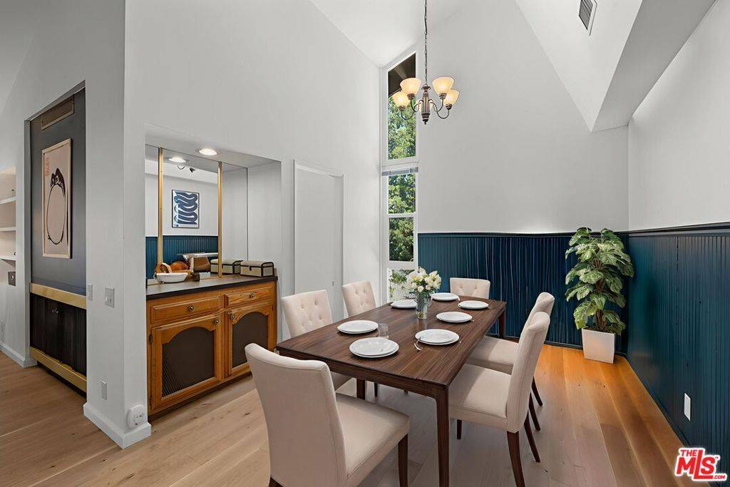 Westlake Village, CA 91361,31568 Agoura RD #4