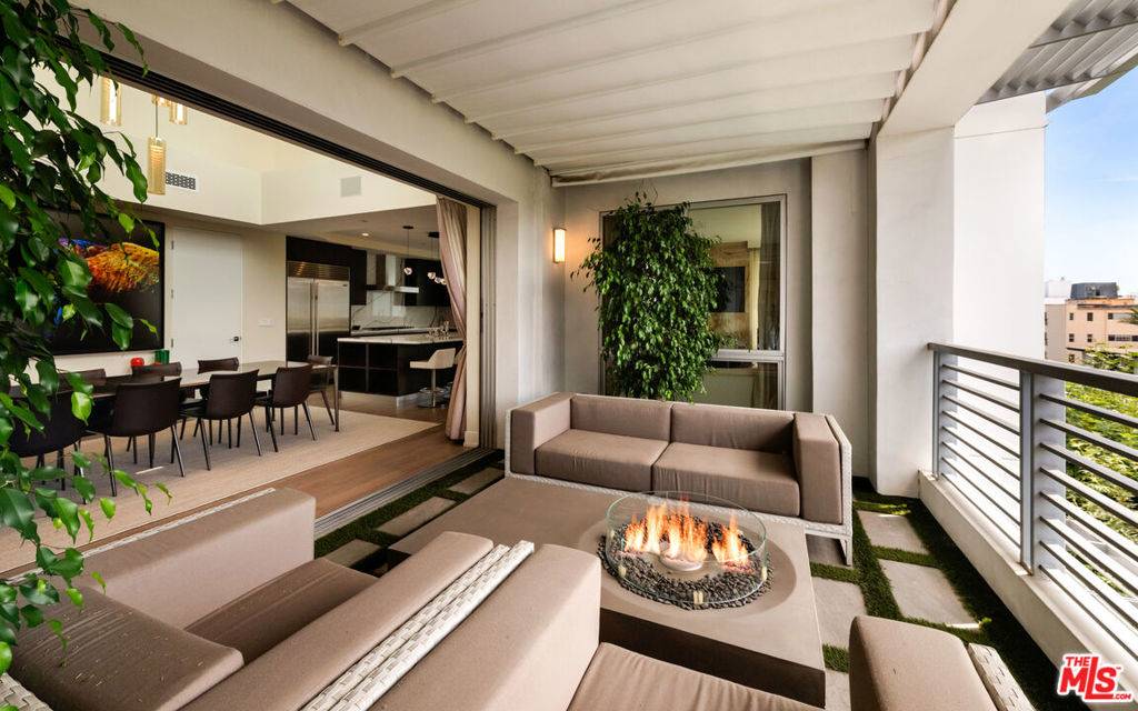 Beverly Hills, CA 90210,460 N Palm DR #501
