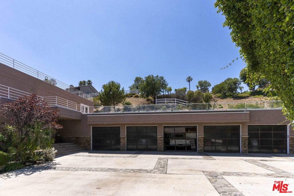 Bell Canyon, CA 91307,159 Dapplegray RD
