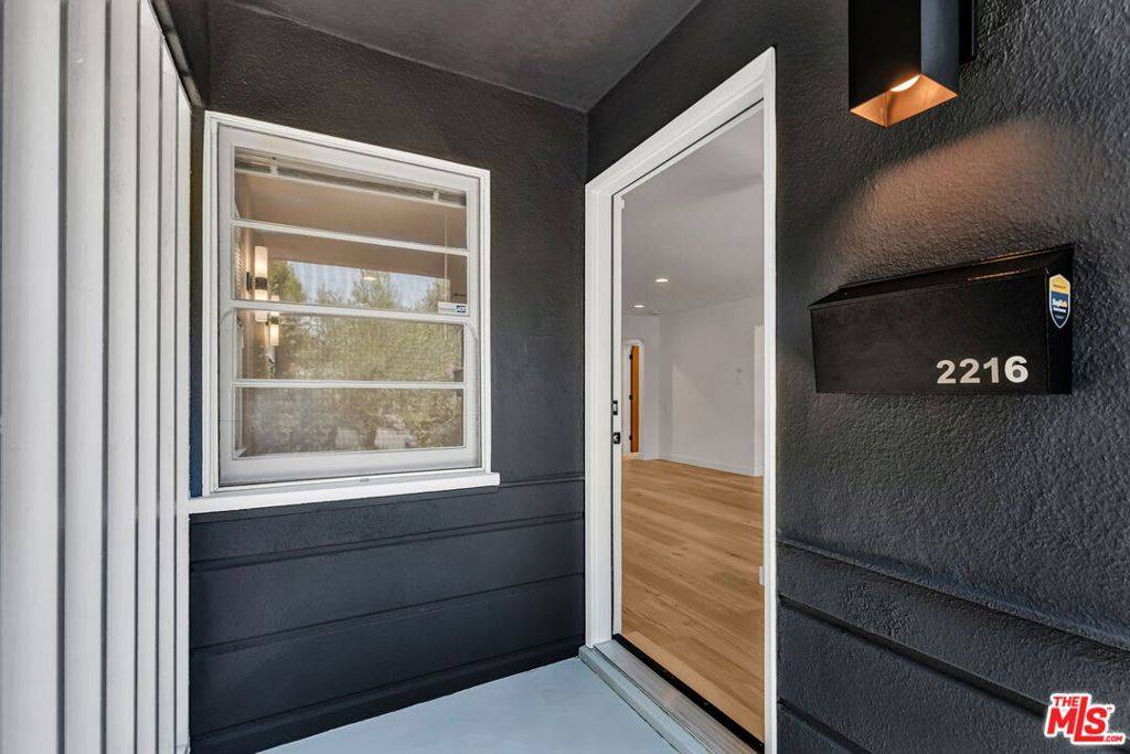 Santa Monica, CA 90405,2216 Ashland AVE