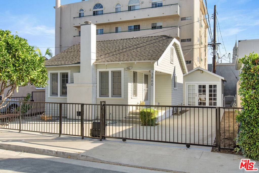 Culver City, CA 90232,3860 Goldwyn TER