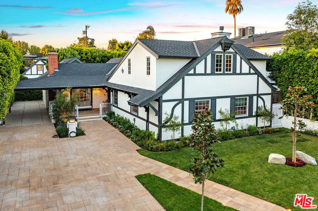 Toluca Lake, CA 91602,10445 Valley Spring LN