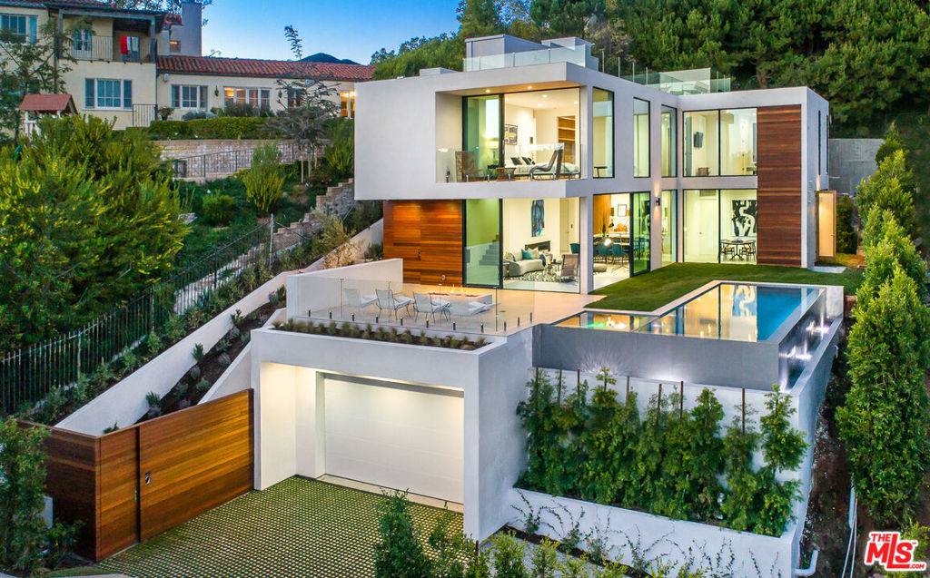 Pacific Palisades, CA 90272,1330 Monument ST